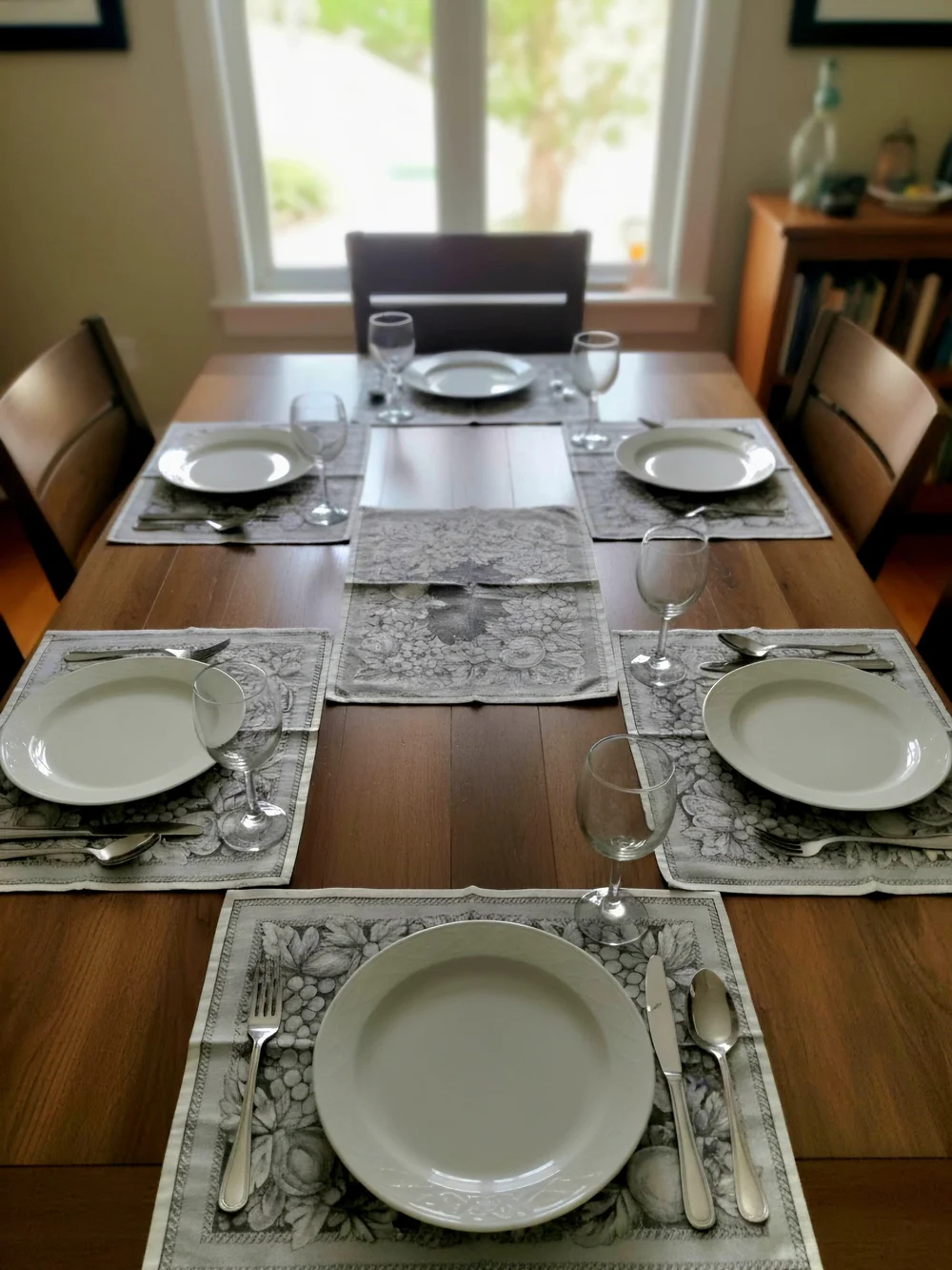 Williams&Sonoma cotton cloth napkins Placemats black-and-white Grapevine Set Of5